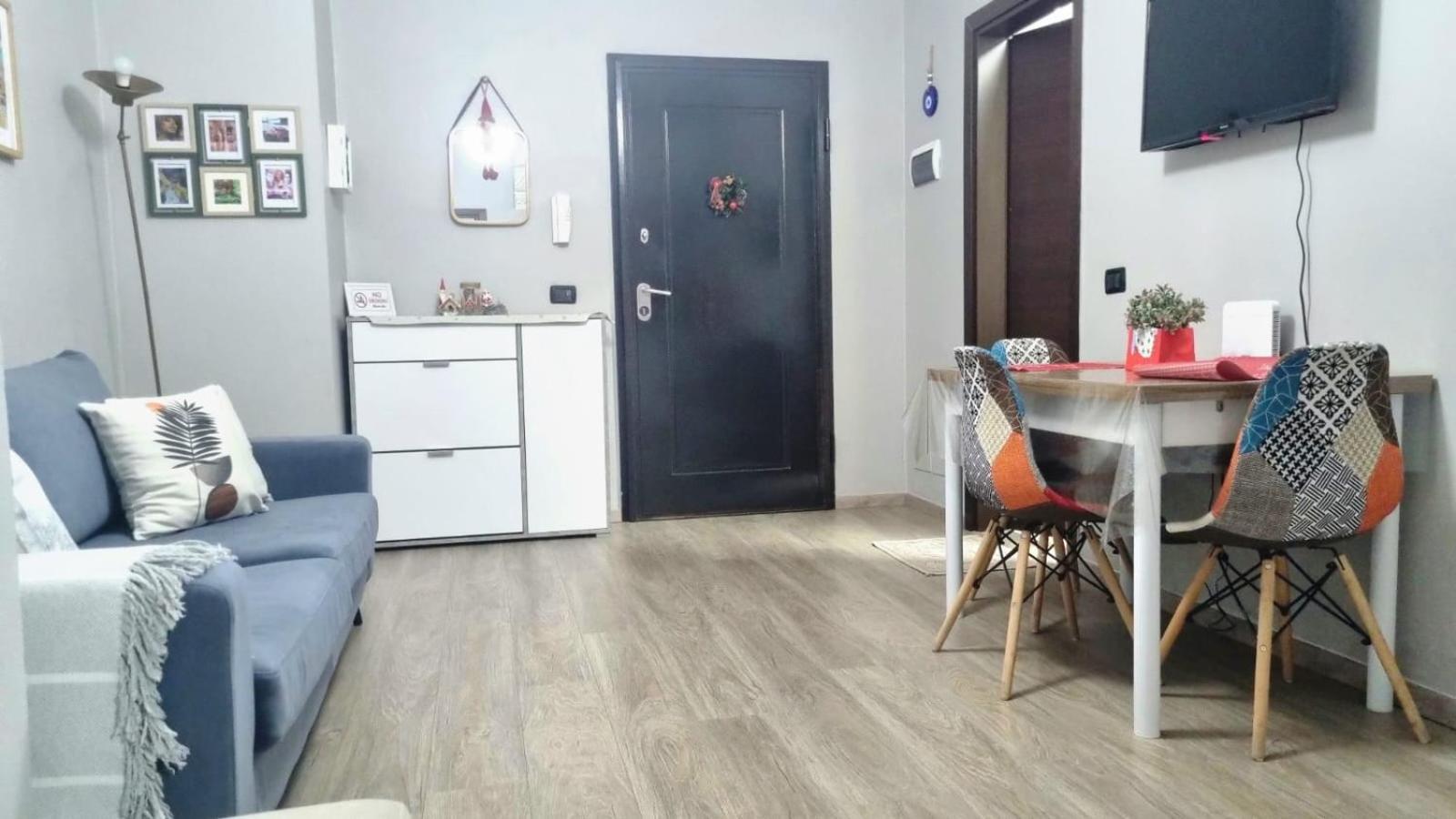 Nevila'S Apartment Tiranë Luaran gambar